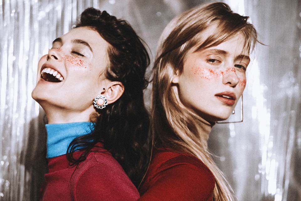 Tongxiang Baoyi Textile Co., Ltd.